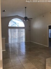 13800 Huntwick Dr in Orlando, FL - Building Photo - Building Photo