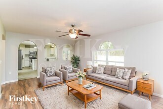 3196 Carlotta Road in Middleburg, FL - Building Photo - Building Photo