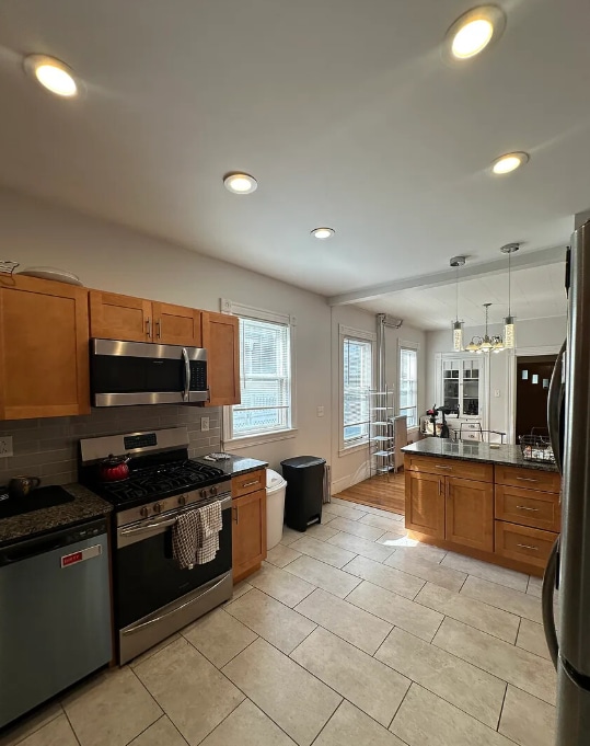 384 Washington St, Unit 1
