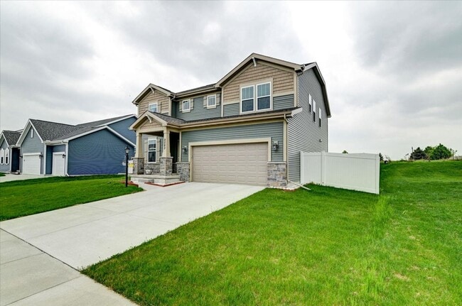 property at 2583 Dogwood Ln