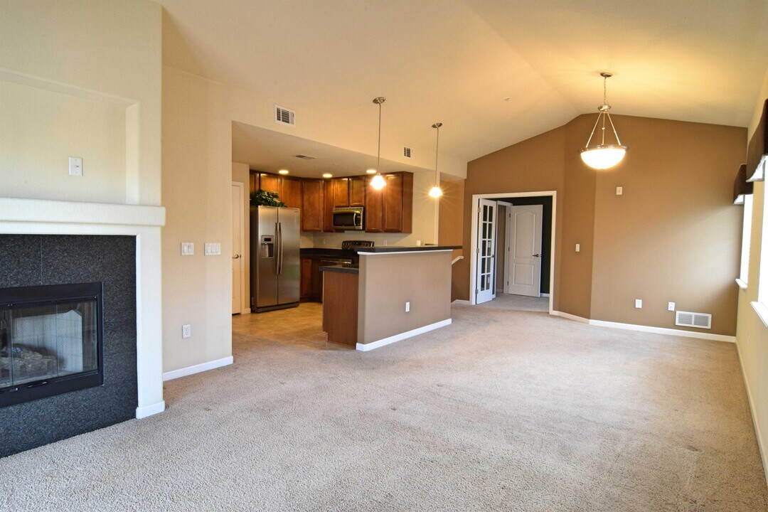 6242 Kilmer Loop in Arvada, CO - Building Photo