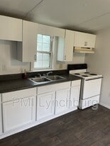 102 Sue Dr in Madison Heights, VA - Building Photo