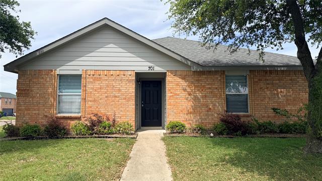 property at 701 E Kirnwood Dr