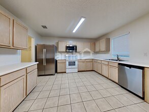 4105 Hunters Creek Dr in Fort Worth, TX - Building Photo - Building Photo
