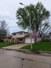 198 37th Ave in East Moline, IL - Building Photo - Building Photo