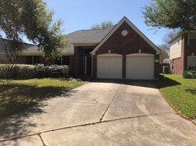 15403 Park Glen Dr in Sugar Land, TX - Building Photo