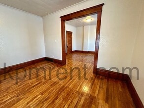 705 10th St NE in Austin, MN - Building Photo - Building Photo