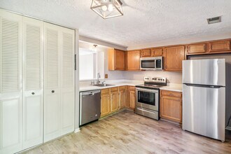 514 White Surf Terrace in Gaithersburg, MD - Building Photo - Building Photo