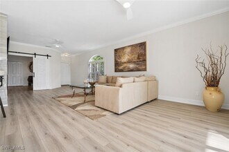 13180 Hamilton Harbour Dr in Naples, FL - Building Photo - Building Photo