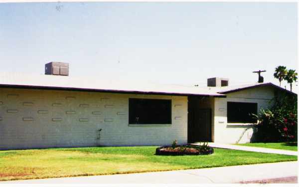 Court East in Scottsdale, AZ - Foto de edificio - Building Photo