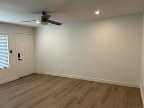 3204 Collier Ave in San Diego, CA - Building Photo - Building Photo