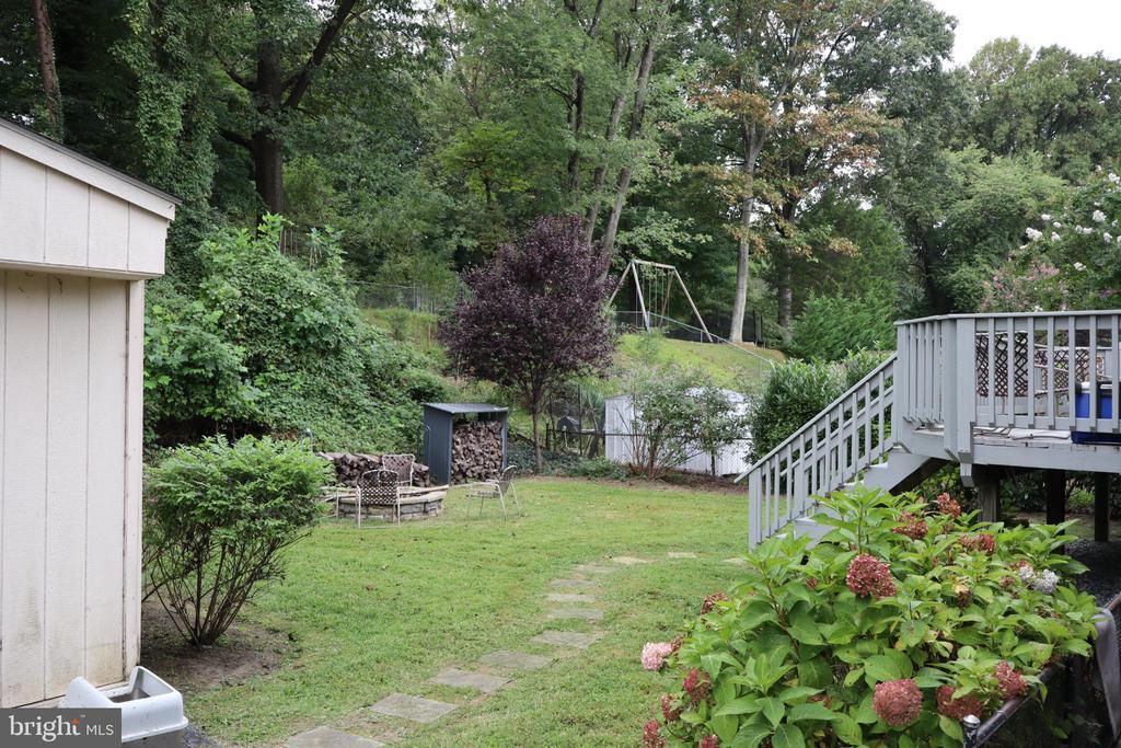 11202 TROY Rd in Rockville, MD - Building Photo