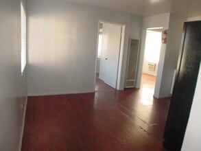2424 Workman St, Unit D in Los Angeles, CA - Building Photo - Building Photo