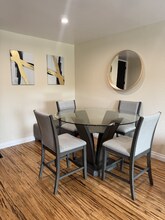 6202 Friars Rd in San Diego, CA - Foto de edificio - Building Photo