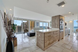210 174th St in Sunny Isles Beach, FL - Building Photo - Building Photo