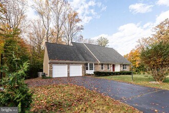 6503 Deidre Terrace in McLean, VA - Building Photo - Building Photo