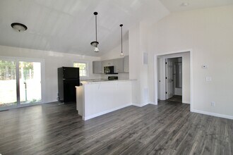 2358 Whitestone Dr in Harrisonburg, VA - Building Photo - Building Photo