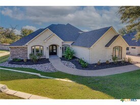 1729 Las Lomas Ct in Temple, TX - Building Photo