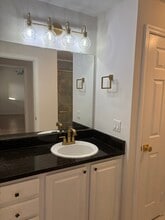 501 Knights Run Ave, Unit 1327 in Tampa, FL - Building Photo - Building Photo