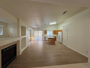 5312 Great Pine Dr in Las Vegas, NV - Building Photo - Building Photo