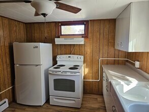 71 Chapel St in Shirley, MA - Building Photo - Building Photo