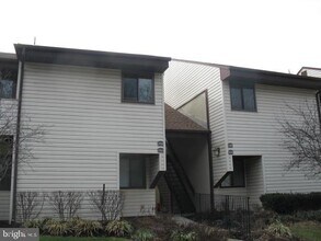 29-A-29-A W Daisy Ln in Mount Laurel, NJ - Building Photo - Building Photo
