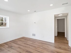 155 Jones St, Unit A3 in Blue Ridge, GA - Foto de edificio - Building Photo