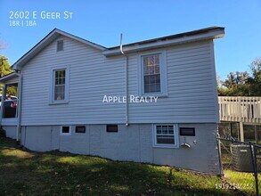 2602 E Geer St in Durham, NC - Foto de edificio - Building Photo