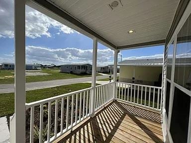 34873 Robins Song Rd in Zephyrhills, FL - Building Photo - Building Photo