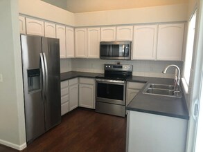 1319 Finch St in Loveland, CO - Building Photo - Building Photo