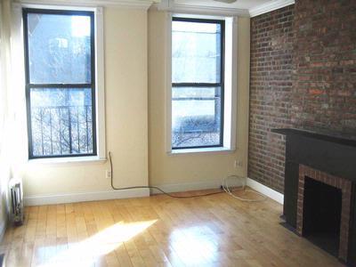 53 Leroy St in New York, NY - Building Photo