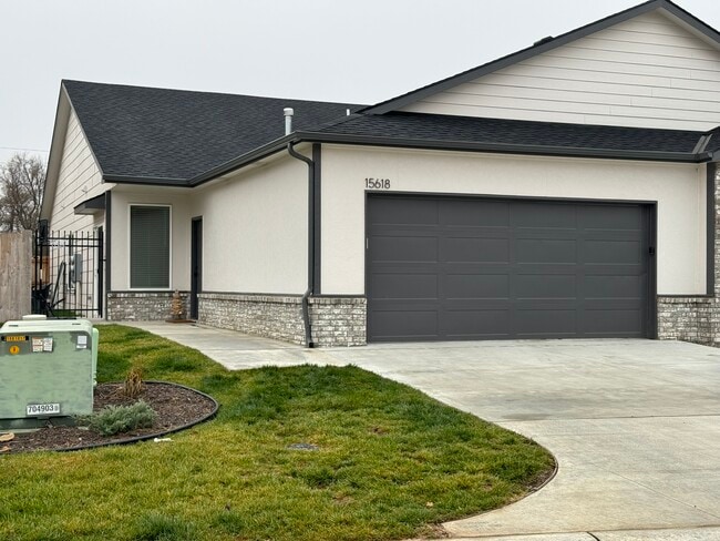 property at 15618 E 21st Ct N