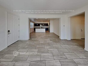 320 N 56th Pl in Mesa, AZ - Building Photo - Building Photo