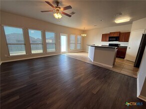 1214 Jamestown Dr in Temple, TX - Building Photo - Building Photo