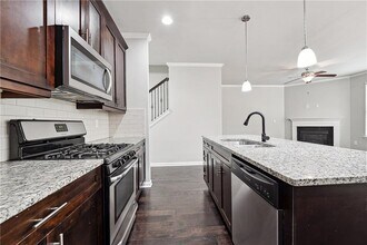 5590 Bright Cross Wy in Suwanee, GA - Building Photo - Building Photo