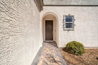 628 Wounded Star Ave in Las Vegas, NV - Building Photo - Building Photo