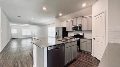 5817 Bellissima Way in Round Rock, TX - Building Photo - Building Photo