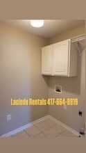 1303 Pine St in Lebanon, MO - Building Photo - Building Photo