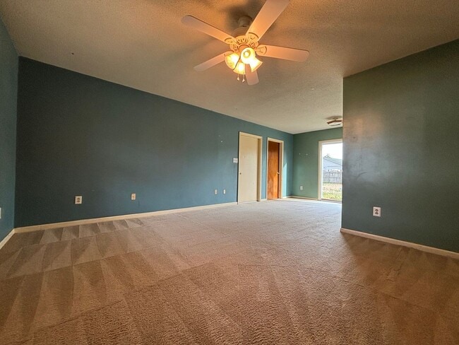 1211 Blue Creek Rd in Jacksonville, NC - Building Photo - Building Photo