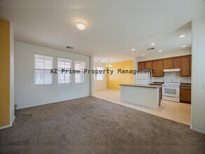 2032 N 78th Glen in Phoenix, AZ - Building Photo - Building Photo