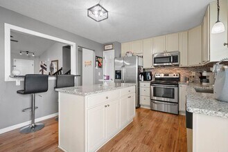 5512 Meadow Passage Dr in Canal Winchester, OH - Building Photo - Building Photo