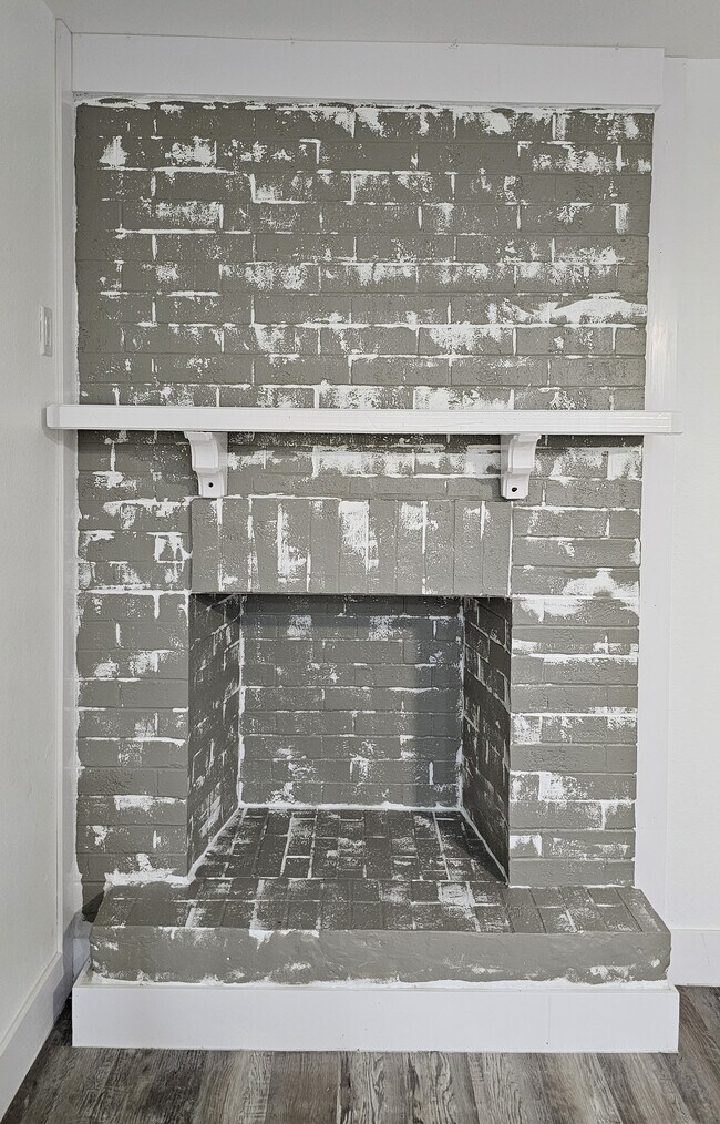 1600 Orange Ave in Weslaco, TX - Foto de edificio - Building Photo