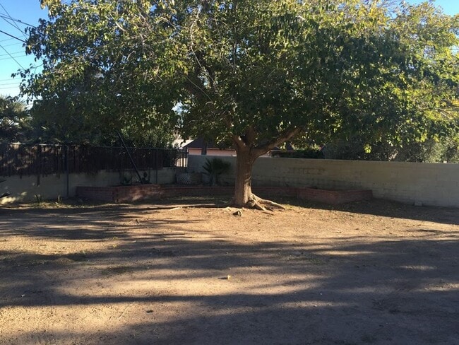 property at 1524 Vala Cir