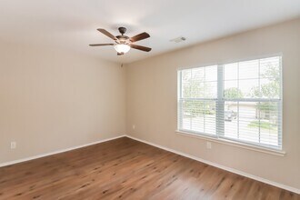 7626 Village Mill Ln in Richmond, TX - Building Photo - Building Photo