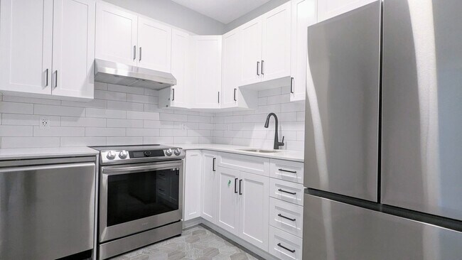 property at 115 Stiles Bend