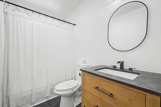 18043 N 33rd Ave in Phoenix, AZ - Building Photo - Building Photo