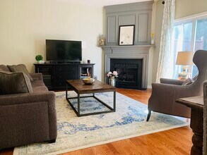 5407 Shaded Villa Ct in Raleigh, NC - Building Photo - Building Photo