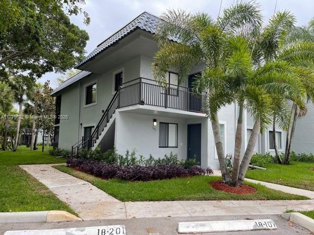 16571 Blatt Blvd in Weston, FL - Building Photo - Building Photo