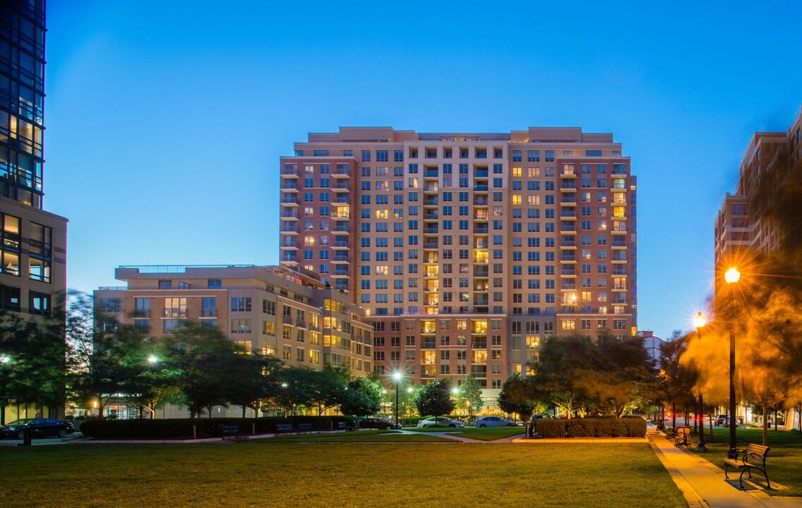 The Acadia at Metropolitan Park in Arlington, VA - Foto de edificio