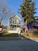 6304 Desmond St in Cincinnati, OH - Building Photo